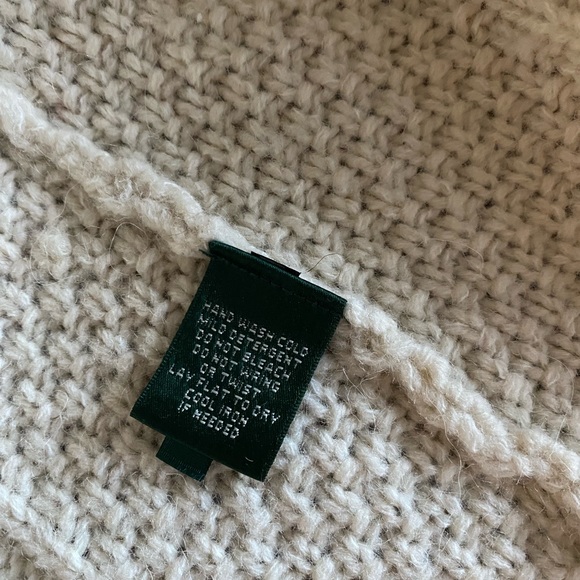 Ralph Lauren 63% Wool Coat, size XS - Picture 9 of 10